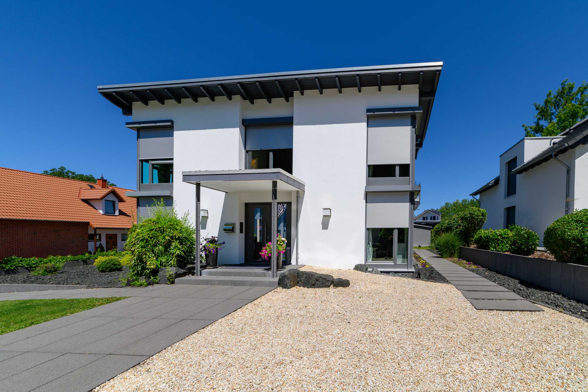 Gebäudehülle mit Holzspanstein